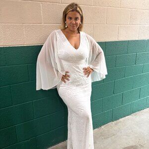 Plus Size Formal Dresses – V-Neck Lace Mermaid Evening Dress with Chiffon Ruffle